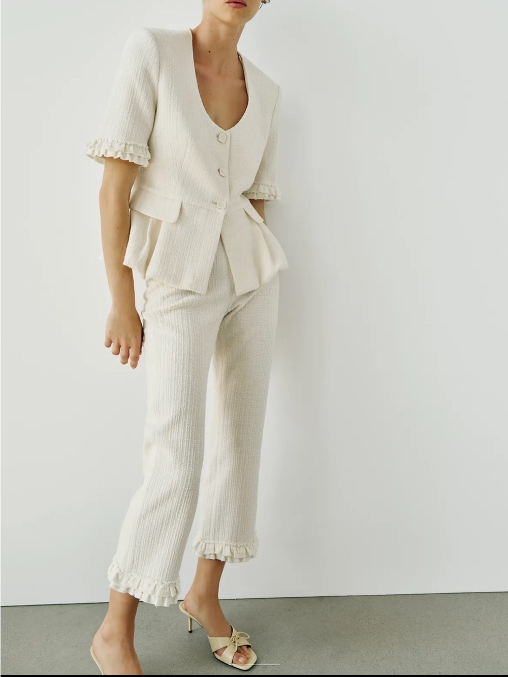 Zara White Ruffle Pants - Picture 4 of 9
